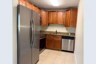 407 Meadows Circle #407, Boynton Beach, FL 33436 - Photo 3