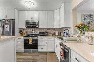 10110 Cedar Point Blvd, Boynton Beach, FL 33437 - Photo 5