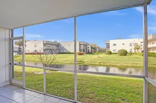 298 Burgundy G, Delray Beach, FL 33484 - Photo 27