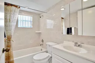 298 Burgundy G, Delray Beach, FL 33484 - Photo 25