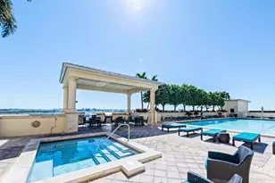 2650 Lake Shore Dr, Riviera Beach, FL 33404 - Photo 27