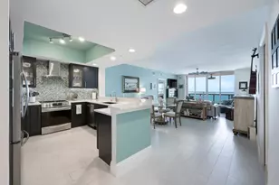 2650 Lake Shore Dr, Riviera Beach, FL 33404 - Photo 3