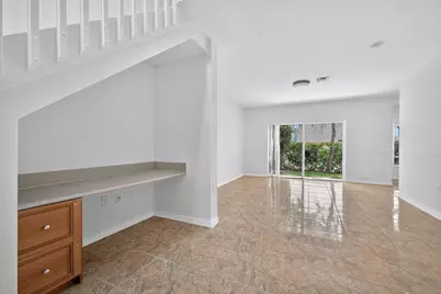 513 Talia Circle, Palm Springs, FL 33461 - Photo 7