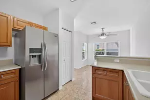 513 Talia Cir, Palm Springs, FL 33461 - Photo 5