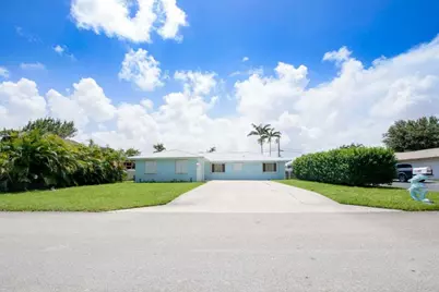 6607 Eastview Drive, Lake Worth, FL 33462 - Photo 3