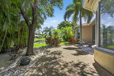 9314 Via Classico W, Wellington, FL 33411 - Photo 23
