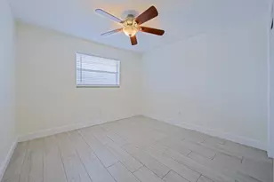 1505 Crescent Cir, Lake Park, FL 33403 - Photo 7