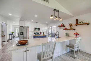 6757 SE Yorktown Dr, Hobe Sound, FL 33455 - Photo 3