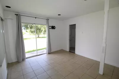 2022 SE West     Dunbrooke Circle SE, Port Saint Lucie, FL 34952 - Photo 5