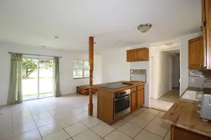 2022 SE West Dunbrooke Circle SE, Port Saint Lucie, FL 34952 - Photo 3