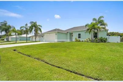1150 SE Sabina Lane, Port Saint Lucie, FL 34983 - Photo 3