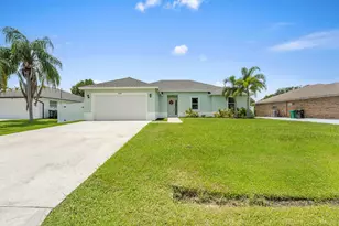 1150 SE Sabina Ln, Port Saint Lucie, FL 34983 - Photo 1