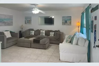 137 Flanders C, Delray Beach, FL 33484 - Photo 9