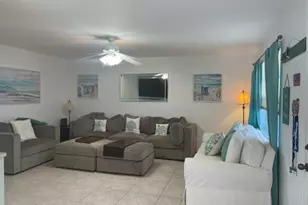 137 Flanders C, Delray Beach, FL 33484 - Photo 9