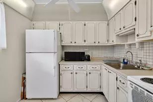 2152 NE 1st Way, Boynton Beach, FL 33435 - Photo 9