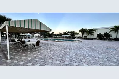 102 Stratford H #A, West Palm Beach, FL 33417 - Photo 17