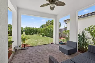 8822 Willow Cove Ln, Lake Worth, FL 33467 - Photo 37