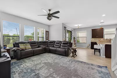 8822 Willow Cove Lane, Lake Worth, FL 33467 - Photo 19