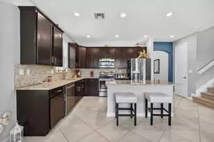 8822 Willow Cove Ln, Lake Worth, FL 33467 - Photo 11