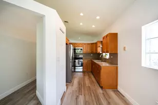 370 SW 203rd Ave, Pembroke Pines, FL 33029 - Photo 17