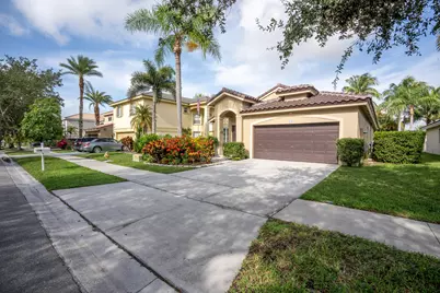 370 SW 203rd Avenue, Pembroke Pines, FL 33029 - Photo 3