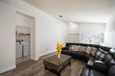 370 SW 203rd Avenue, Pembroke Pines, FL 33029 - Photo 11