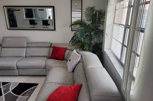 662 Burgundy N, Delray Beach, FL 33484 - Photo 9