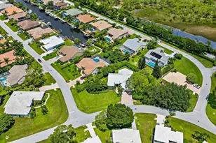 8726 SE Riverfront Terrace, Jupiter, FL 33469 - Photo 3