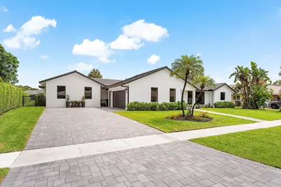 6901 Giralda Circle, Boca Raton, FL 33433 - Photo 3