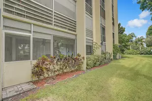 3524 Via Poinciana, Lake Worth, FL 33467 - Photo 13