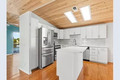 6910 SE Morningside Drive, Stuart, FL 34997 - Photo 11