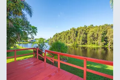 6910 SE Morningside Drive, Stuart, FL 34997 - Photo 9