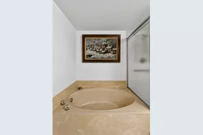 110 Half Moon Circle #D2, Hypoluxo, FL 33462 - Photo 15