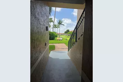 7824 Sonoma Springs Circle #104, Lake Worth, FL 33463 - Photo 3