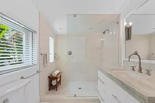 365 Hibiscus Ave, Palm Beach, FL 33480 - Photo 25