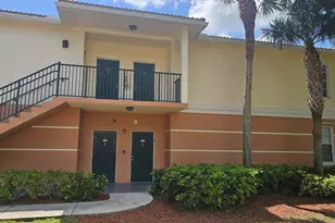 1111 Myrtlewood Cir E, Palm Beach Gardens, FL 33408 - Photo 1