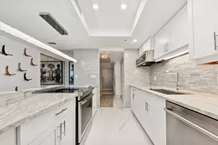 3000 N Ocean Dr, Riviera Beach, FL 33404 - Photo 11