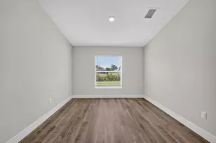 1517 SW Aledo Ln, Port Saint Lucie, FL 34953 - Photo 9