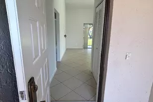 45 Columbia Ct, Deerfield Beach, FL 33442 - Photo 9