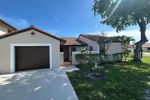 45 Columbia Ct, Deerfield Beach, FL 33442 - Photo 5