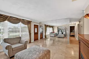 133 Greenbrier Dr, Palm Springs, FL 33461 - Photo 11