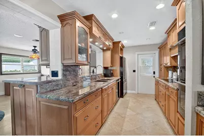 133 Greenbrier Drive, Palm Springs, FL 33461 - Photo 21