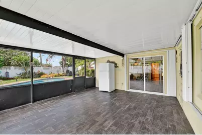 133 Greenbrier Drive, Palm Springs, FL 33461 - Photo 29