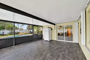 133 Greenbrier Dr, Palm Springs, FL 33461 - Photo 29
