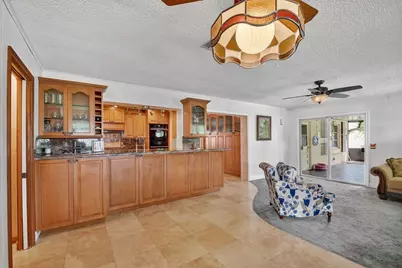 133 Greenbrier Drive, Palm Springs, FL 33461 - Photo 25