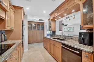 133 Greenbrier Dr, Palm Springs, FL 33461 - Photo 21