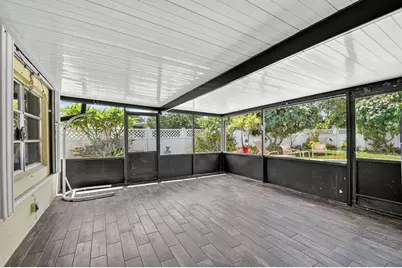 133 Greenbrier Drive, Palm Springs, FL 33461 - Photo 33