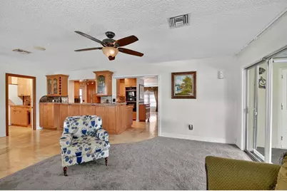 133 Greenbrier Drive, Palm Springs, FL 33461 - Photo 27