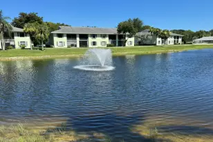 801 Sabal Ridge Cir, Palm Beach Gardens, FL 33418 - Photo 3