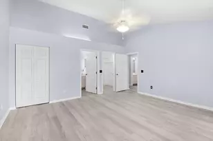 4062 Garden Villas Ct, Fort Pierce, FL 34982 - Photo 13